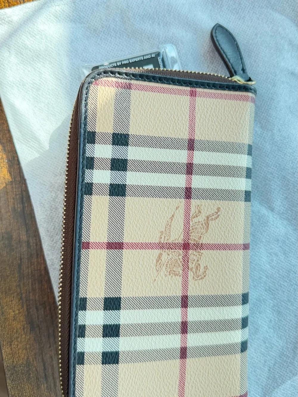 ✨ Authentic Burberry Haymarket Check Zip-Around Long Wallet ✨